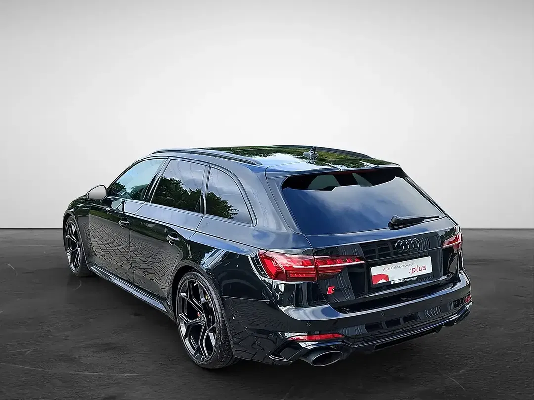 Audi RS4 tiptronic quattro RS Matrix LED Avant - Thumbnail 4