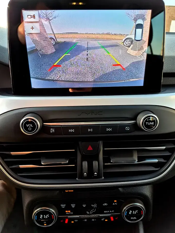 Ford Focus - foto 15