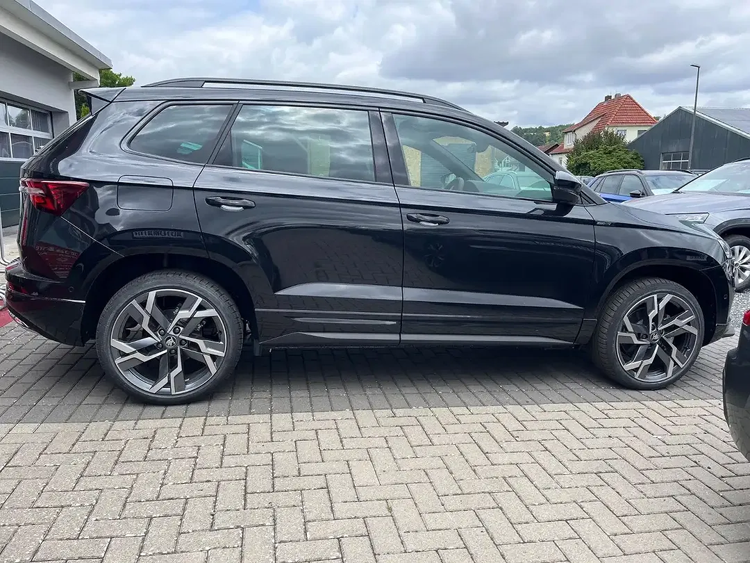 Skoda Karoq 1.5 TSI DSG Sportline Plus - Thumbnail 7