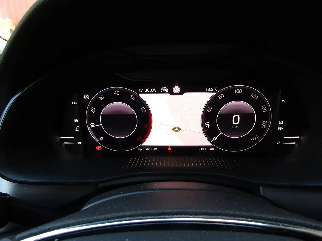 Skoda Kamiq Clever - Thumbnail 11