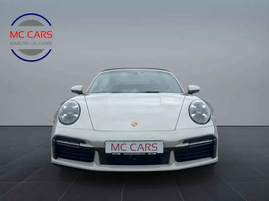 Porsche 911 Turbo S Cabriolet - Thumbnail 5