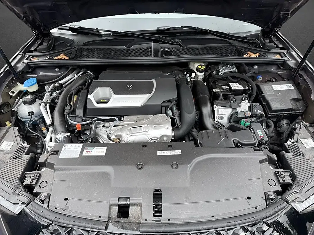 DS Automobiles DS 4 - Thumbnail 5