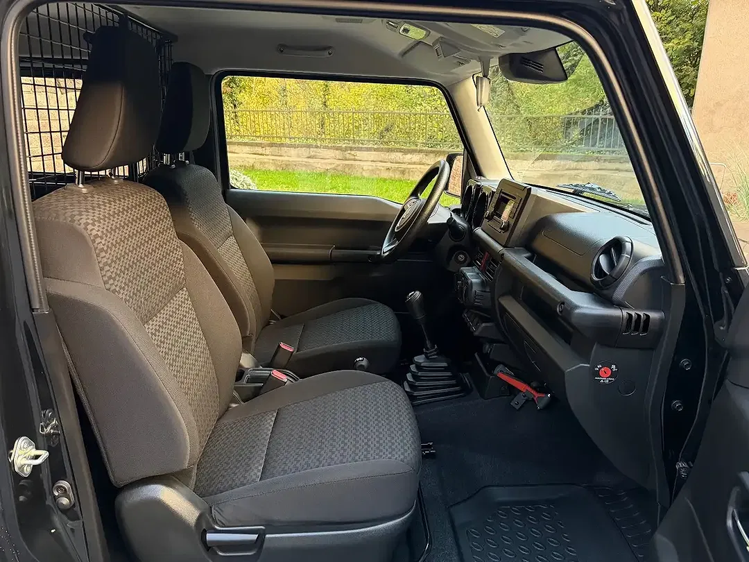 Suzuki Jimny 1.5 AllGrip Comfort - Thumbnail 20