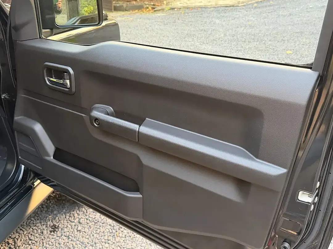 Suzuki Jimny 1.5 AllGrip Comfort - Thumbnail 22