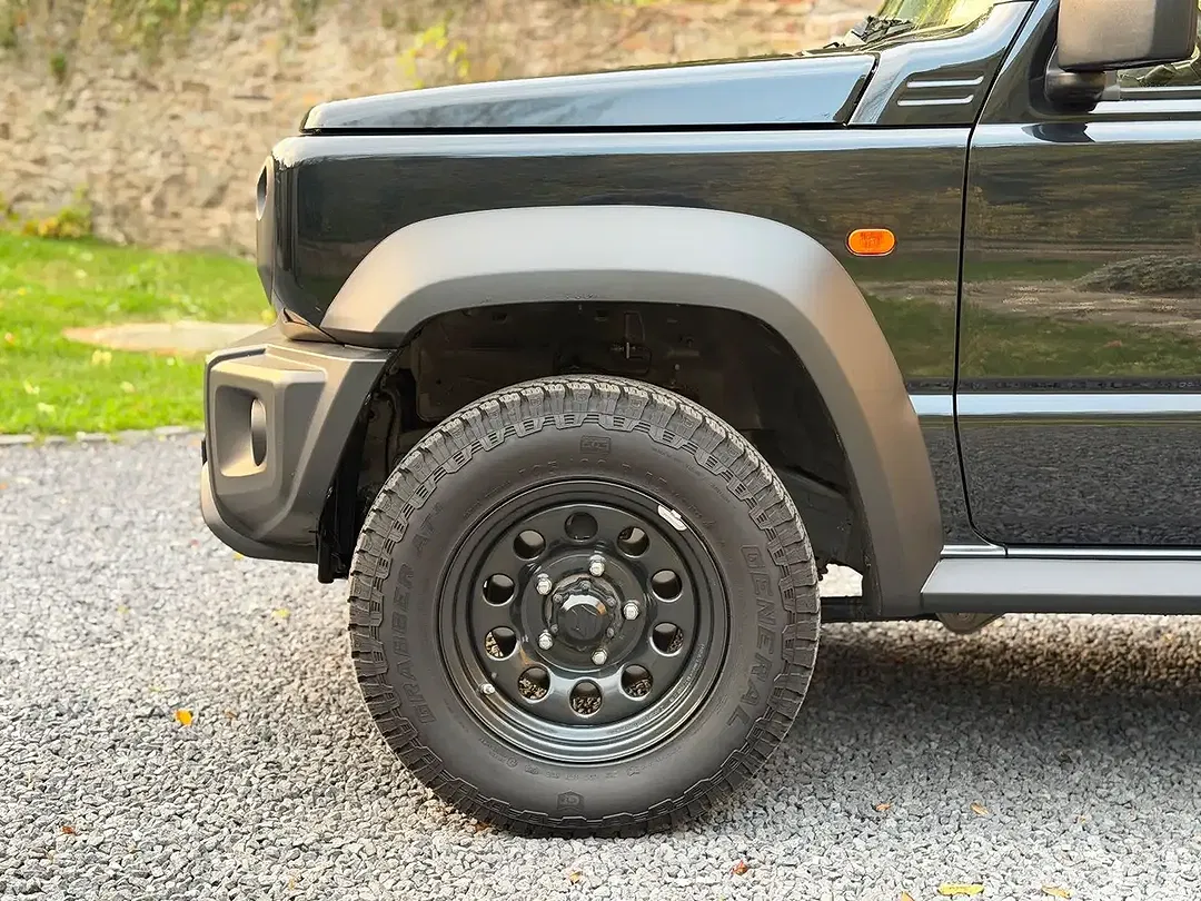 Suzuki Jimny 1.5 AllGrip Comfort - Thumbnail 8