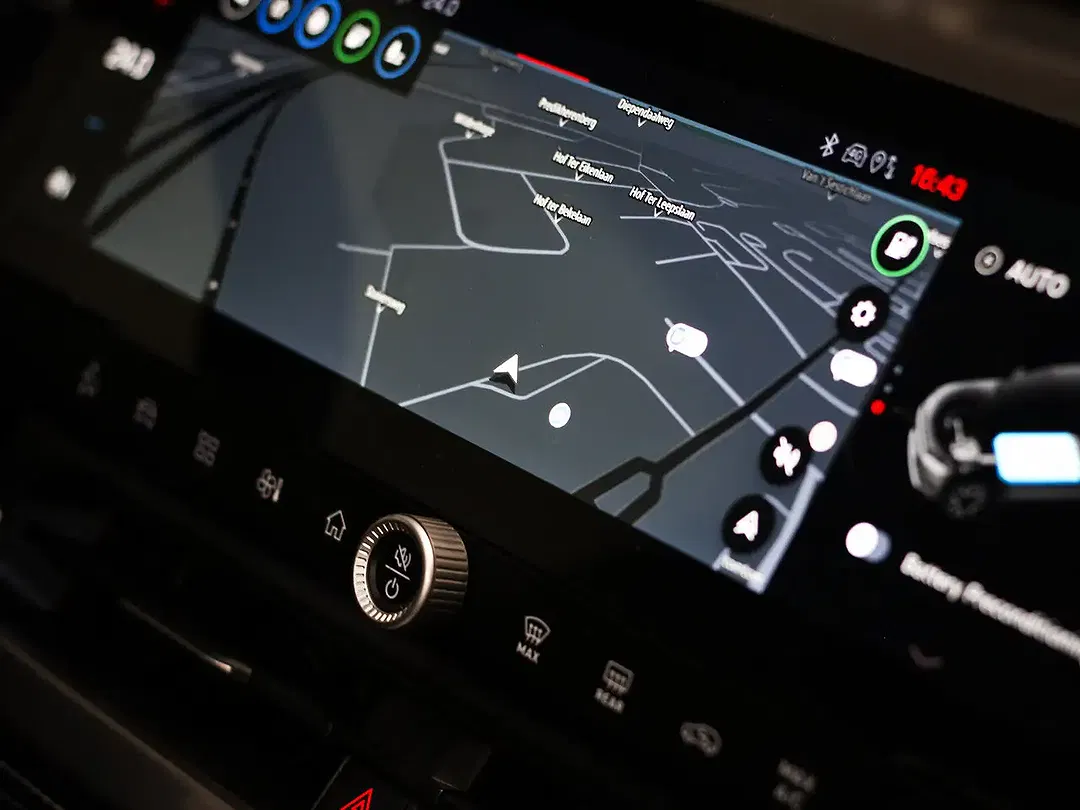Jeep Compass Altitude - Thumbnail 6