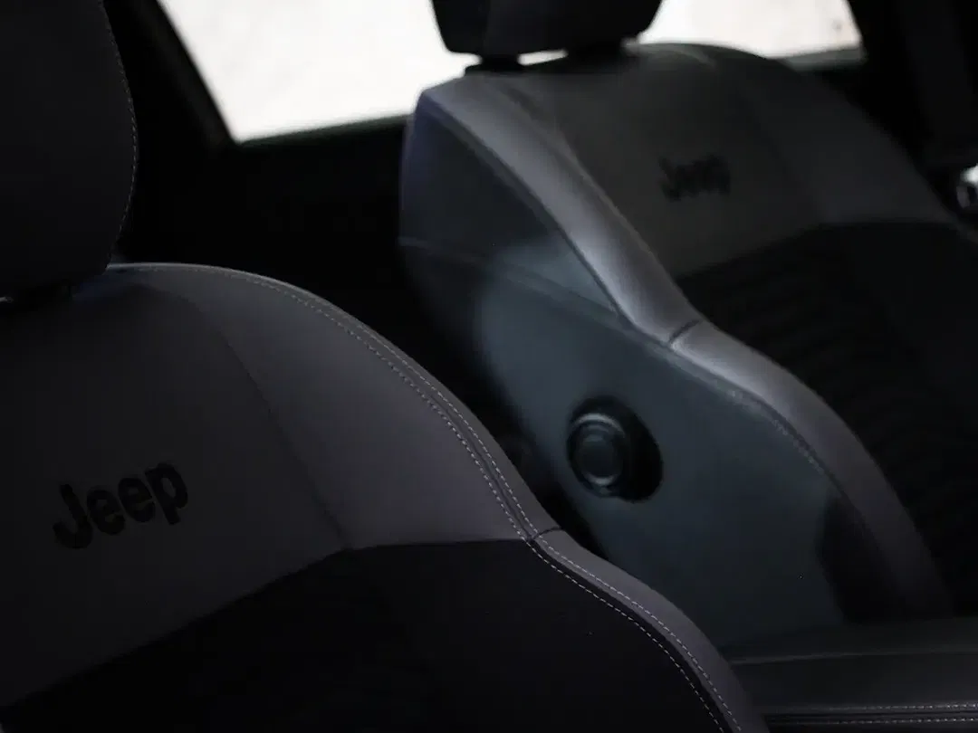Jeep Compass Altitude - Thumbnail 9