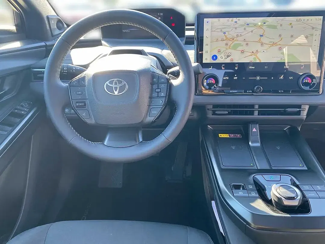 Toyota C-HR Lounge - Thumbnail 9