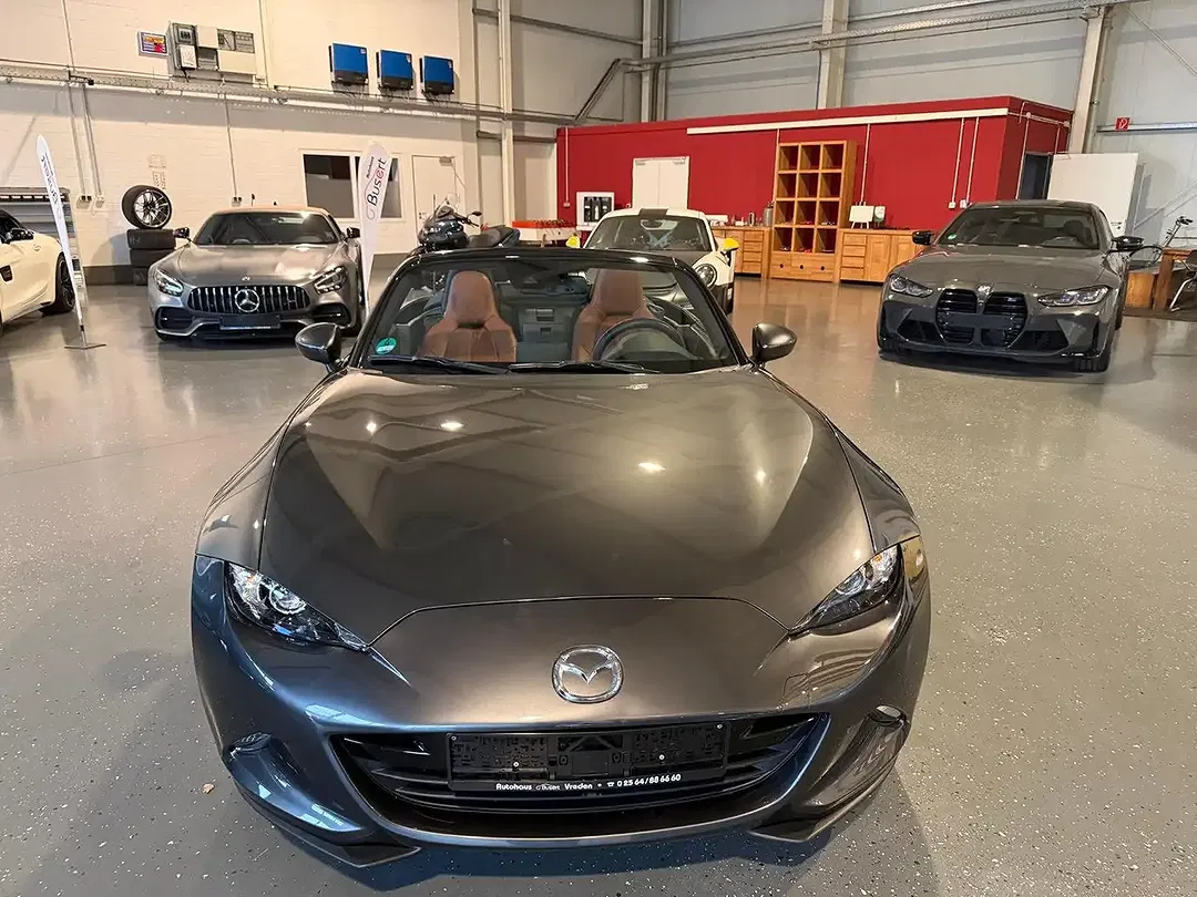 Mazda MX-5 - Thumbnail 12