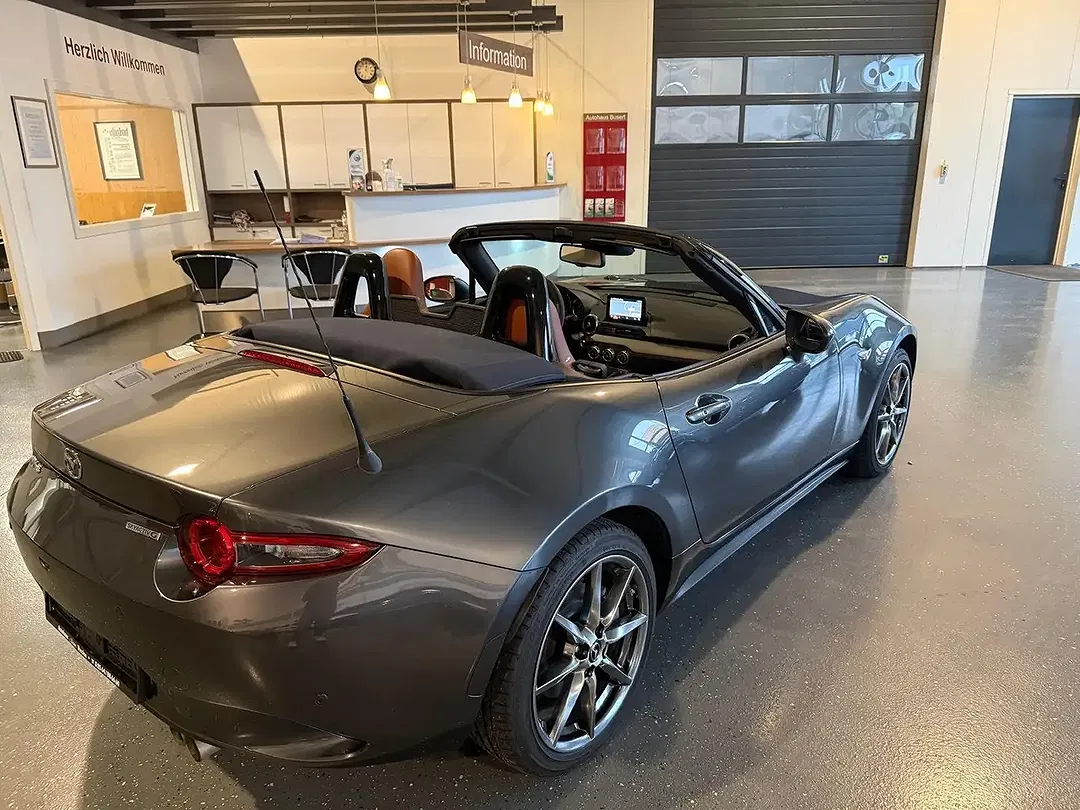 Mazda MX-5 - Thumbnail 13