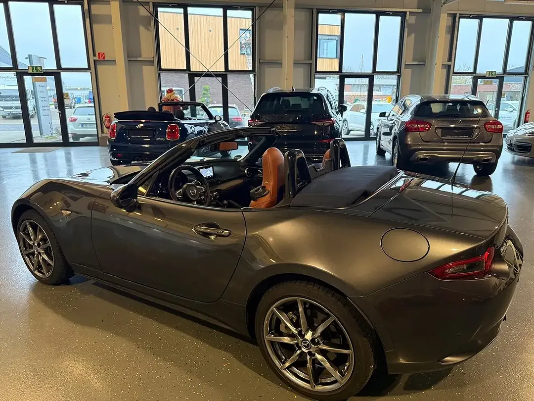 Mazda MX-5 - Thumbnail 14