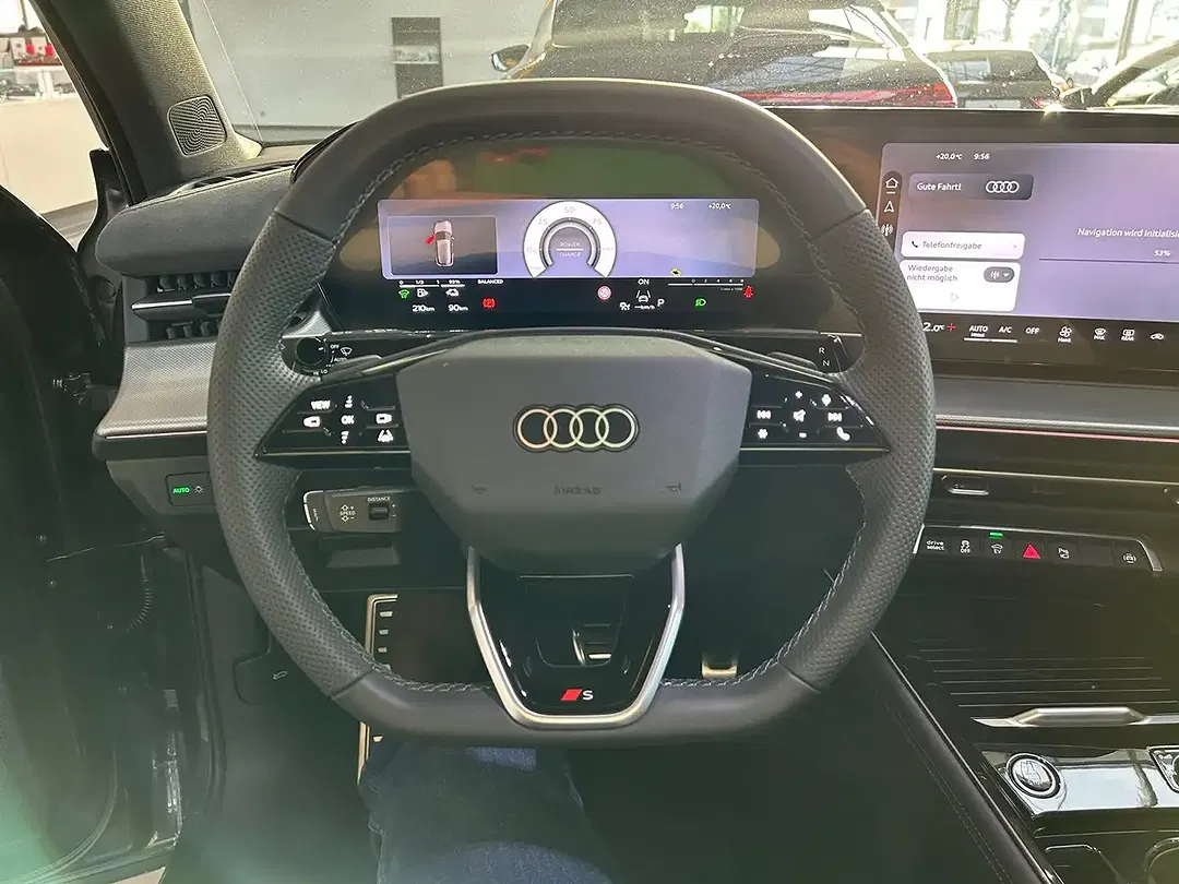 Audi Q3 S tronic S line - Thumbnail 11