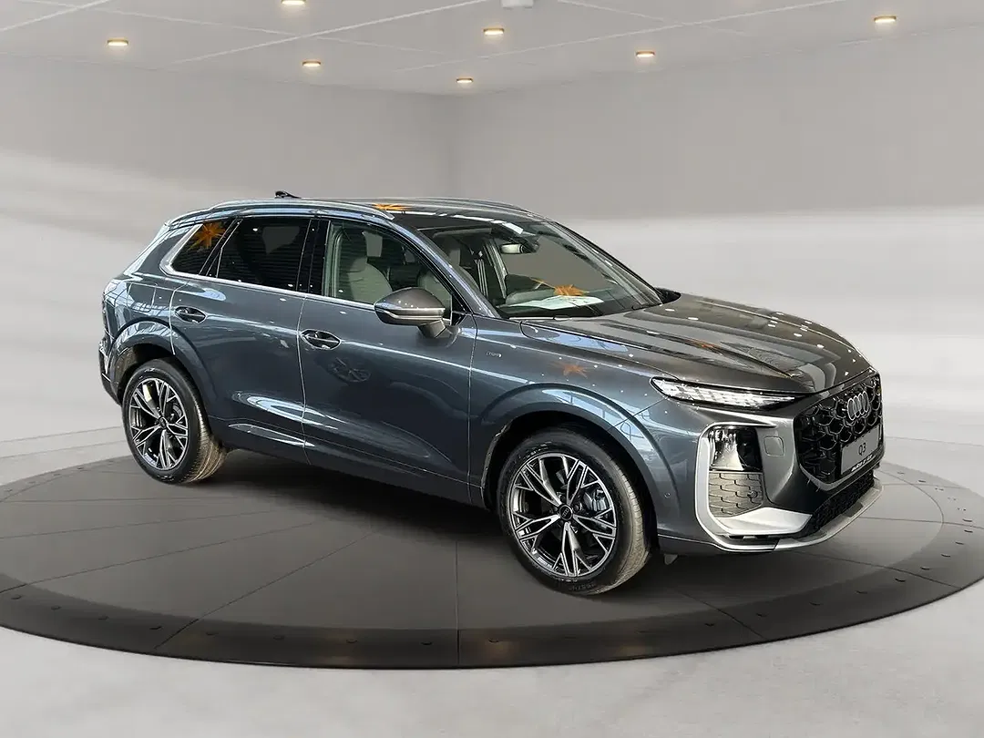 Audi Q3 S tronic S line - Thumbnail 6