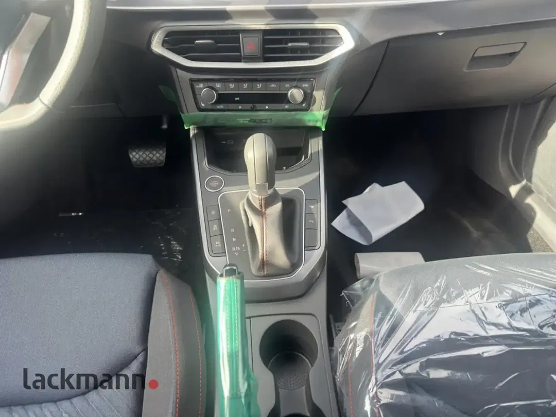 SEAT Arona 1.0 TSI FR Black Edition - Thumbnail 12