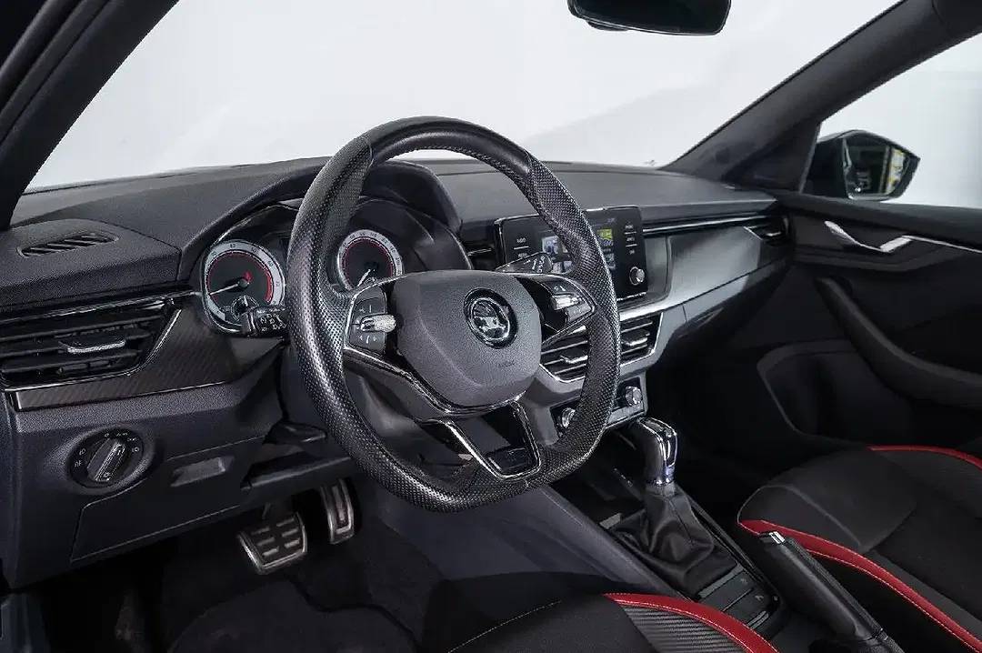 Skoda Kamiq 1.5 TSI AUT Monte Carlo - Thumbnail 12