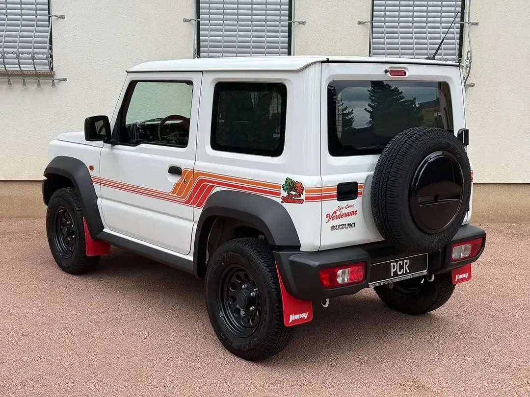 Suzuki Jimny 4x4 - Thumbnail 8