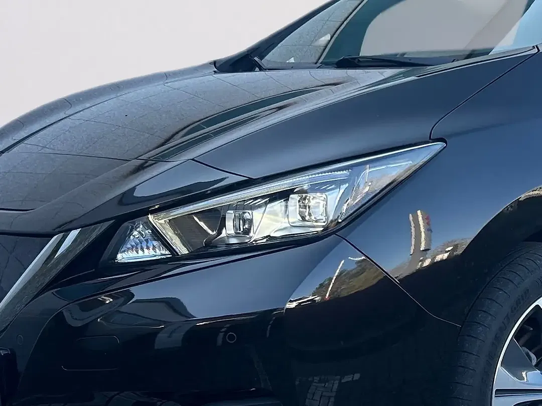 Nissan Leaf Tekna - Thumbnail 5