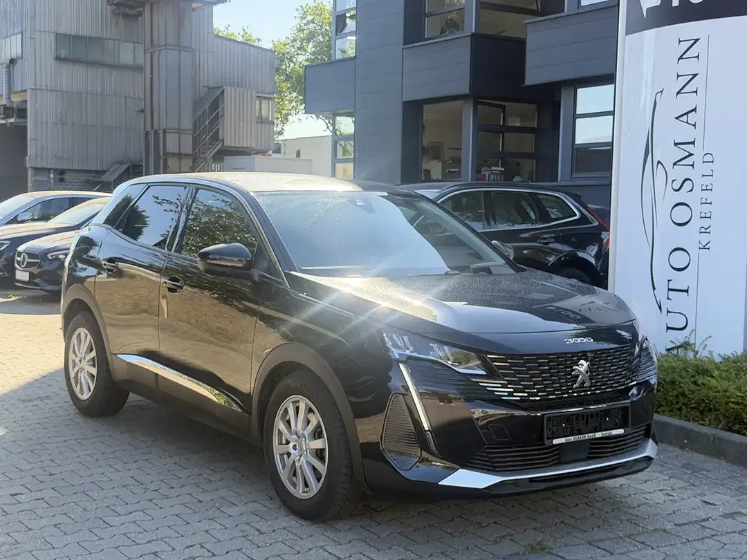 Peugeot 3008 130 BlueHDi EAT8 Allure Pack - Thumbnail 1