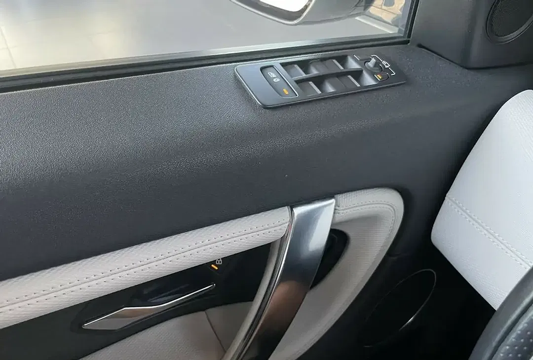 Land Rover Discovery Sport 4x4 R-Dynamic - Thumbnail 14