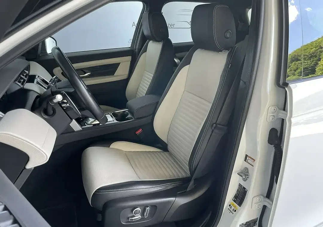 Land Rover Discovery Sport 4x4 R-Dynamic - Thumbnail 9