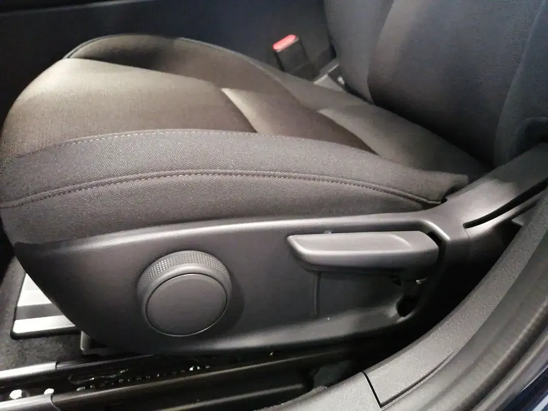 Mazda 3 Exclusive-Line - Thumbnail 7