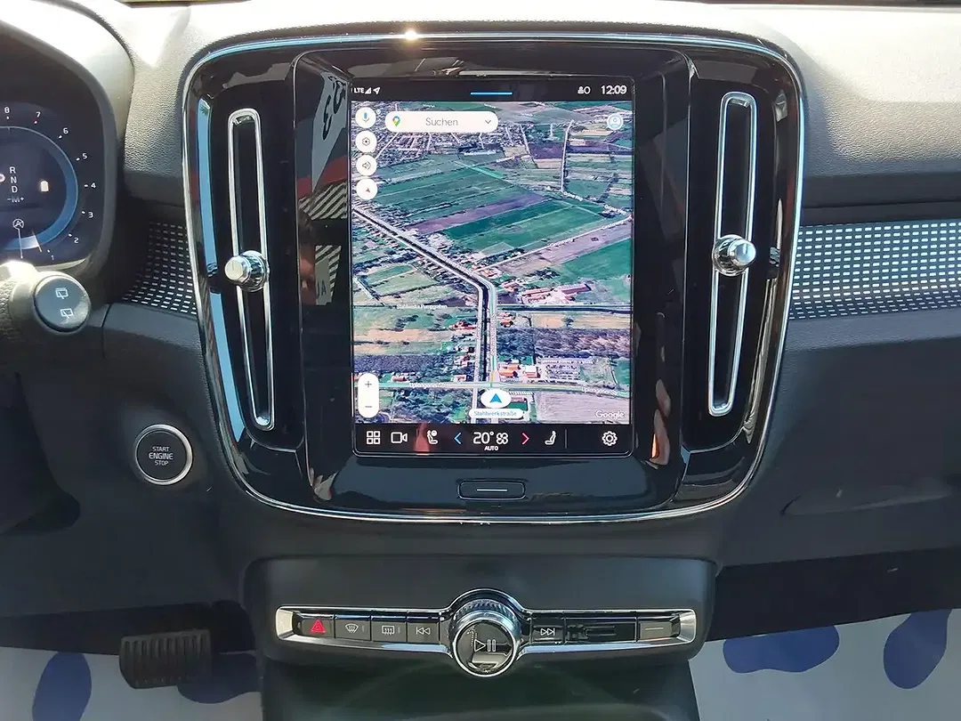 Volvo XC40 B4 Ultra Black Edition - Thumbnail 11