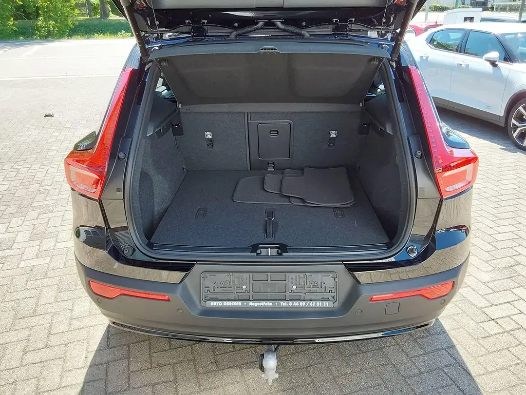 Volvo XC40 B4 Ultra Black Edition - Thumbnail 7