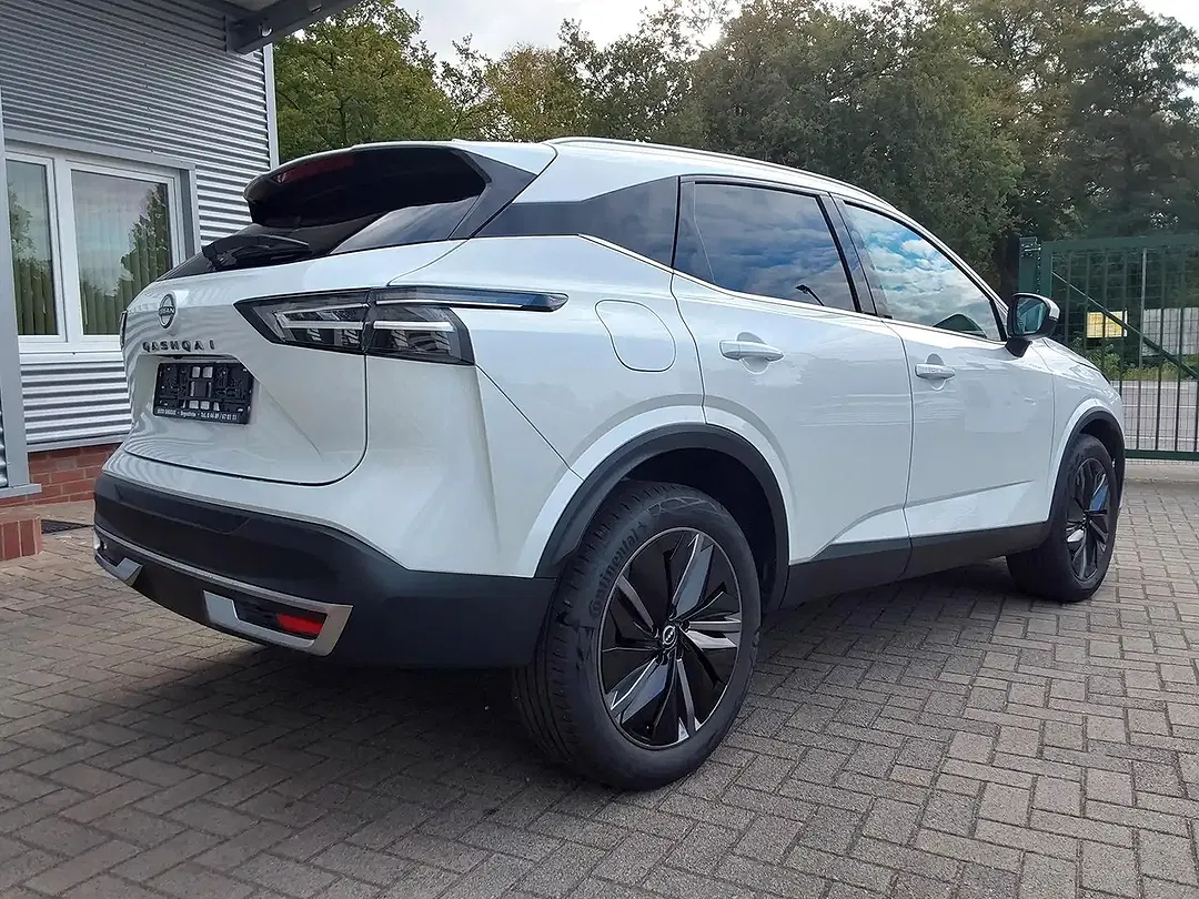 Nissan Qashqai 1.3 DIG-T MHEV Tekna - Thumbnail 2