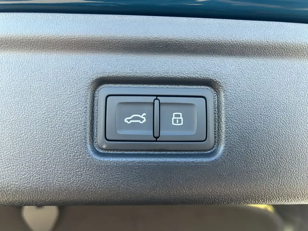 Audi A6 e-tron Matrix LED S line - Thumbnail 12