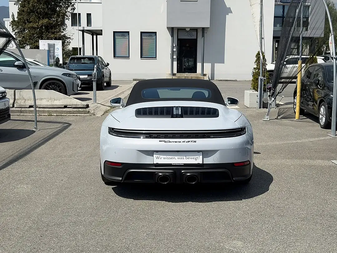 Porsche 911 PDK Carrera 4 Cabriolet GTS - Thumbnail 5