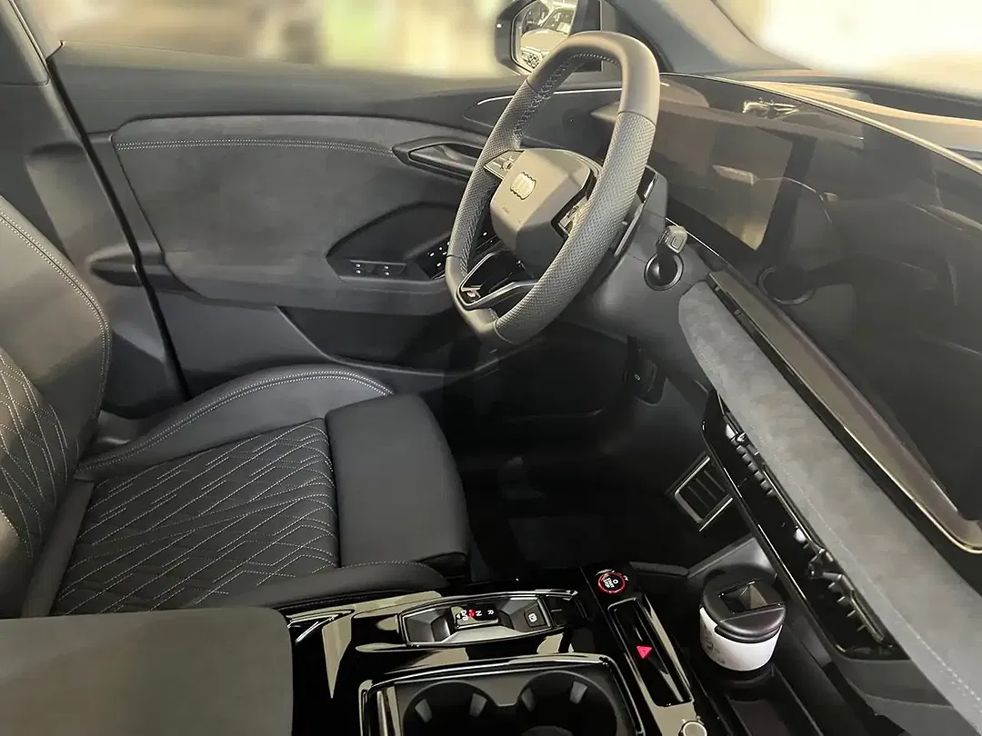 Audi SQ6 e-tron - Thumbnail 12