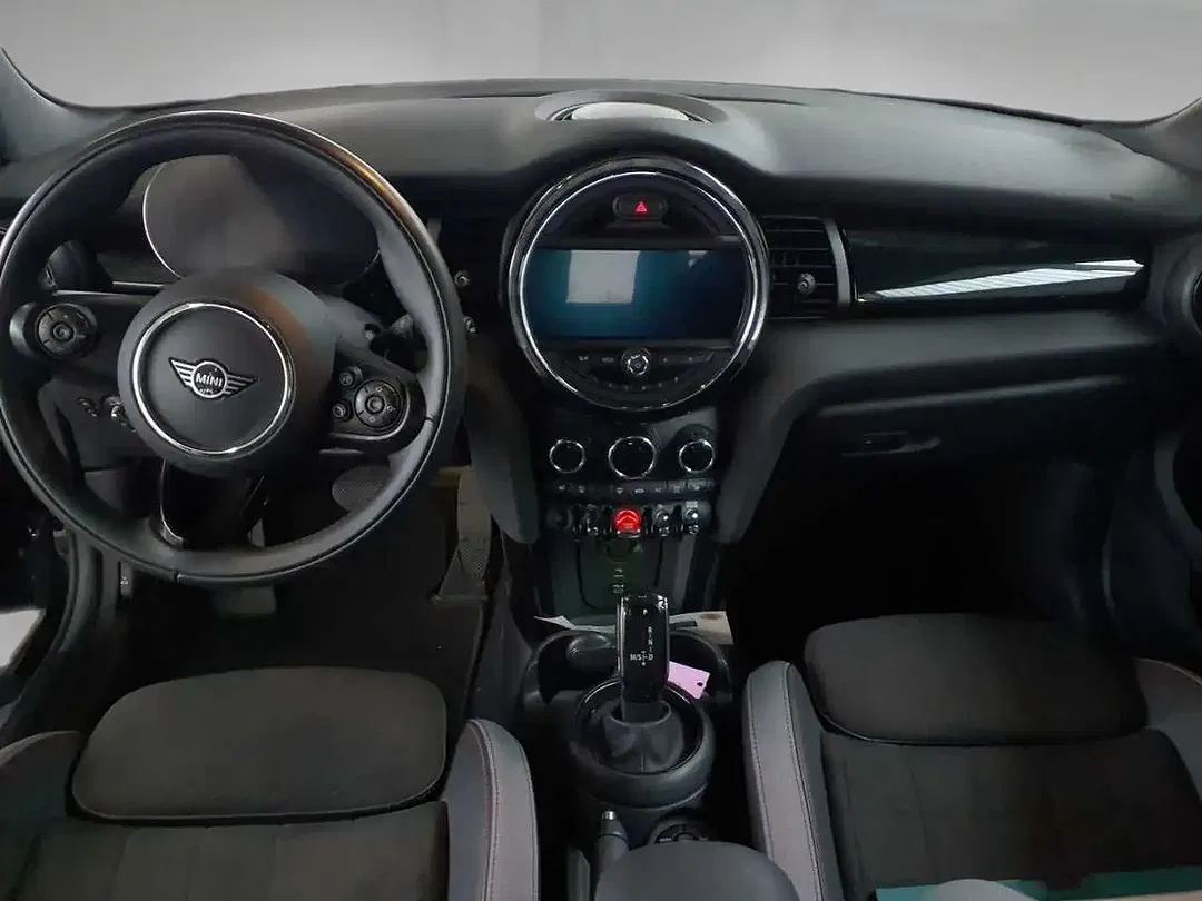 MINI Cooper Cabrio AUT - Thumbnail 3