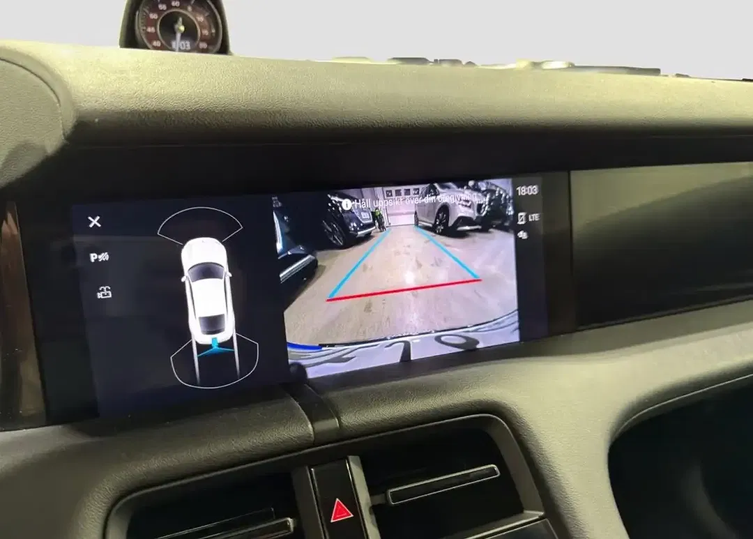 Porsche Taycan 4 S - Thumbnail 15