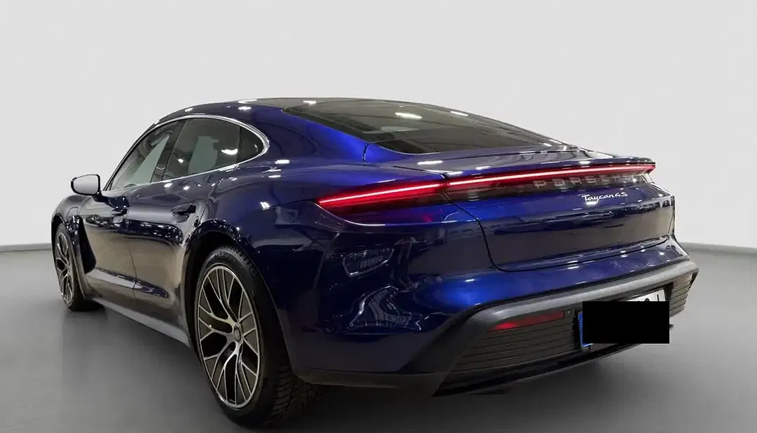 Porsche Taycan 4 S - Thumbnail 7