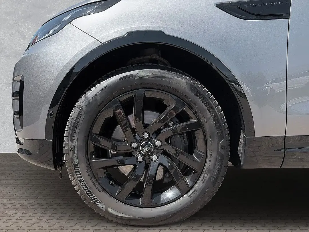Land Rover Discovery Landmark Edition - Thumbnail 9