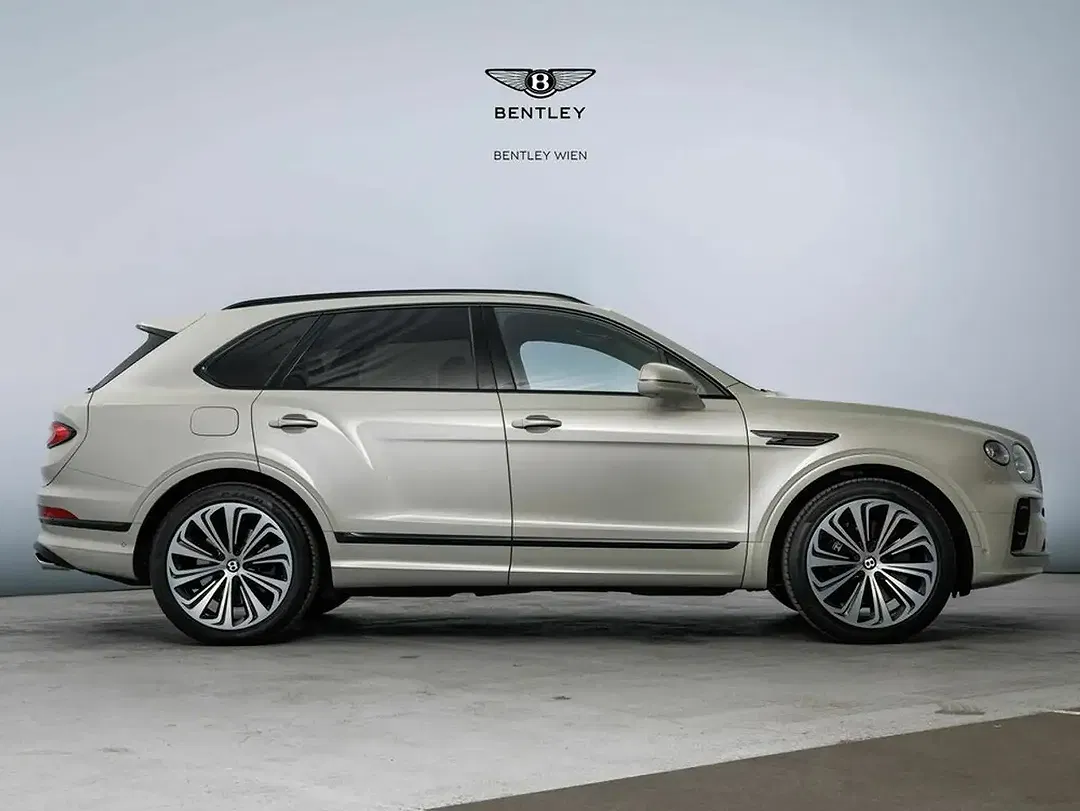Bentley Bentayga Hybrid Mulliner - foto 2