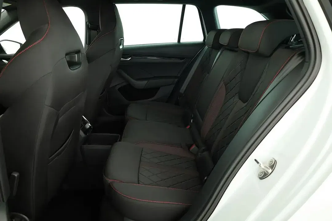 Skoda Octavia 2.0 TSI DSG vRS Combi - Thumbnail 12