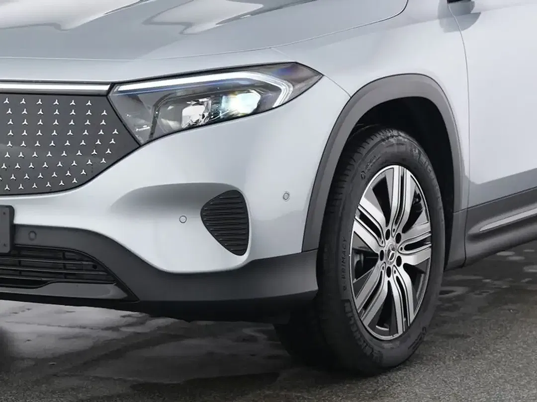 Mercedes-Benz EQB 250 EQ Night - Thumbnail 2
