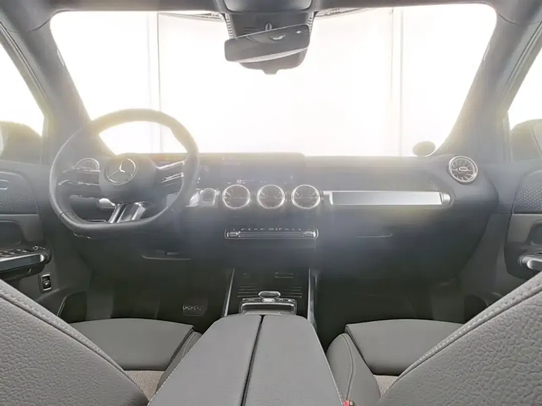Mercedes-Benz EQB 250 EQ Night - Thumbnail 5