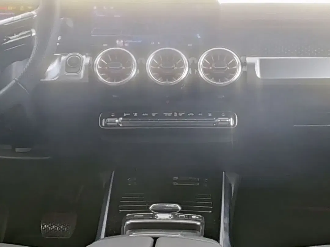 Mercedes-Benz EQB 250 EQ Night - Thumbnail 6