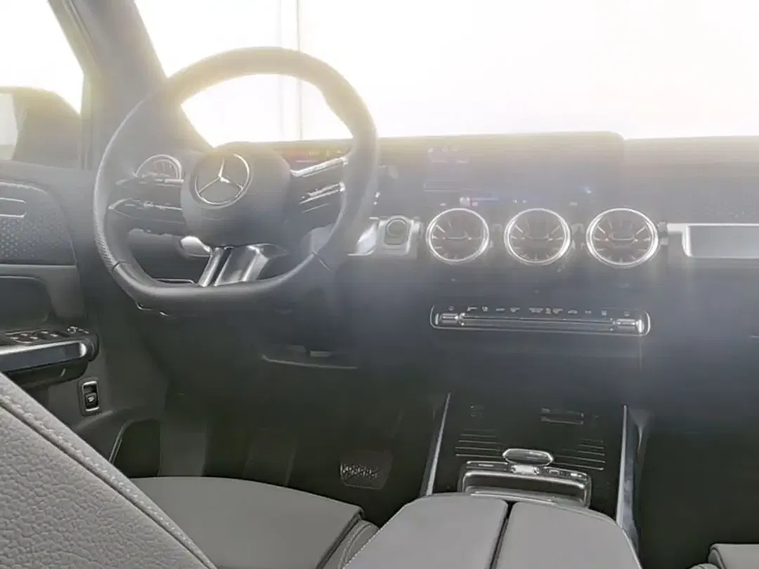 Mercedes-Benz EQB 250 EQ Night - Thumbnail 7
