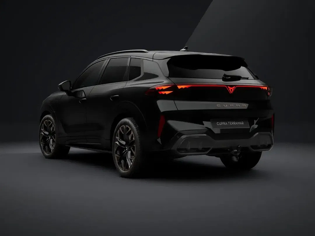 CUPRA Terramar PHEV VZ - Thumbnail 2