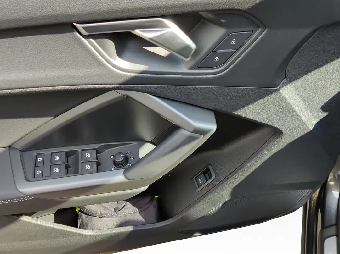 Audi Q3 35 TFSI S tronic Matrix LED S line - Thumbnail 10