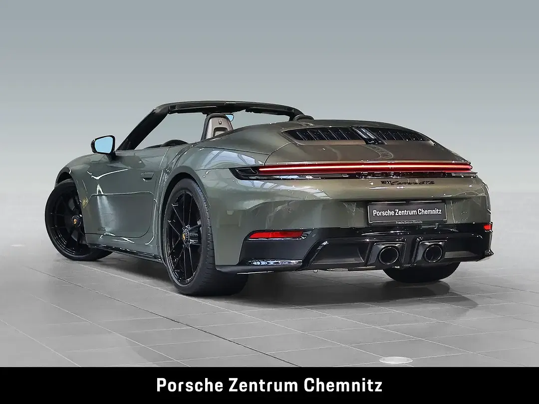 Porsche 992 Carrera GTS Cabriolet - Thumbnail 4