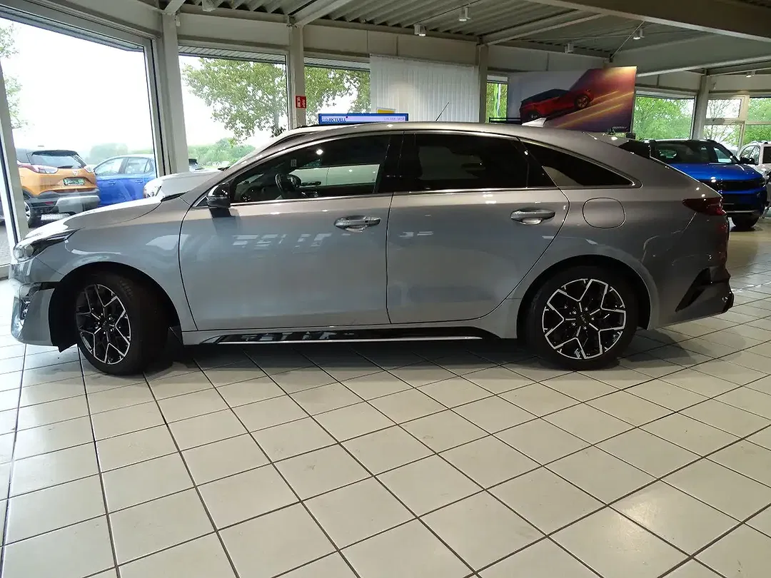 Kia ProCeed / pro_cee'd GT-Line - foto 2