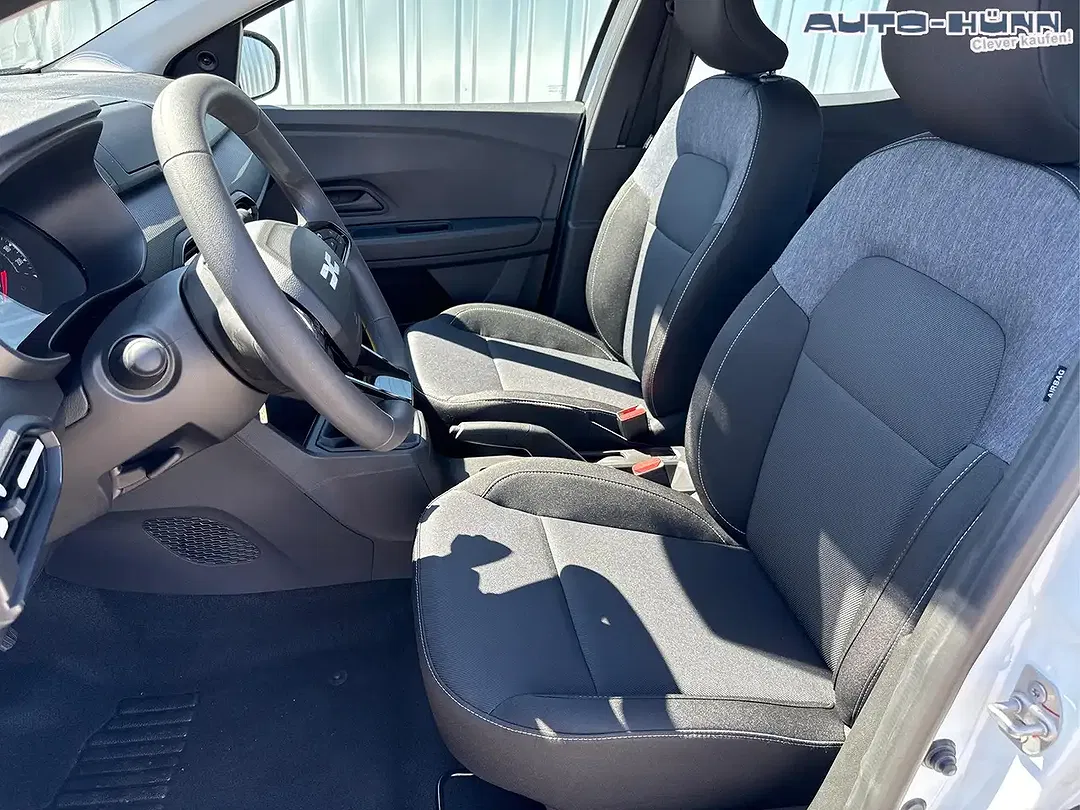 Dacia Sandero TCe Essential - Thumbnail 8