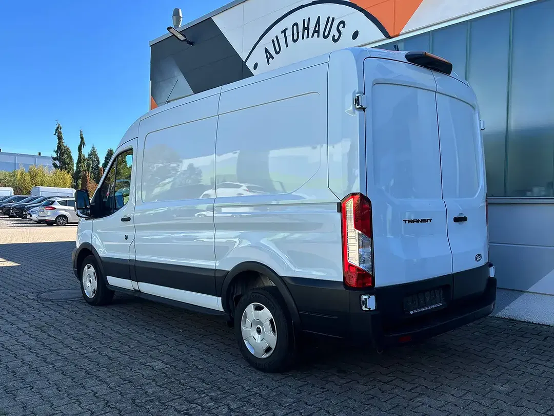 Ford Transit - Thumbnail 5
