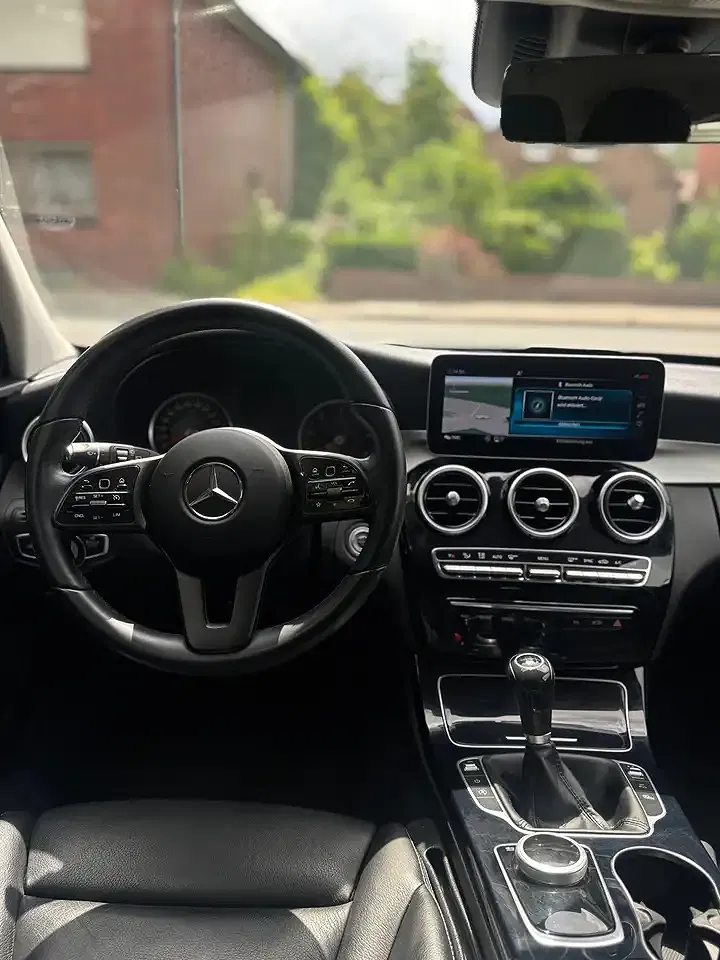 Mercedes-Benz C 200 - Thumbnail 13