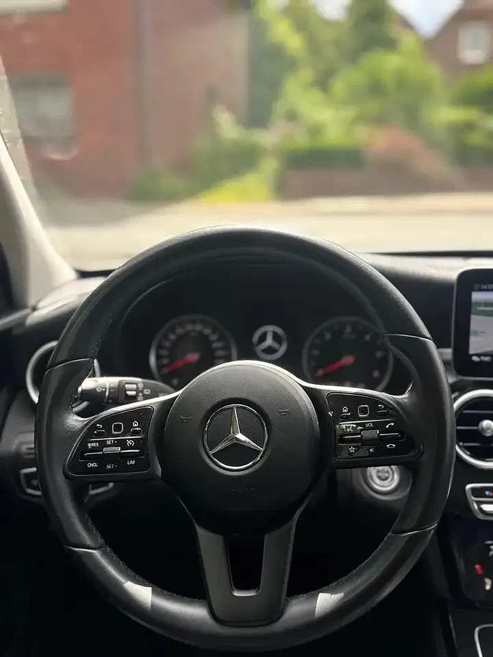 Mercedes-Benz C 200 - foto 15