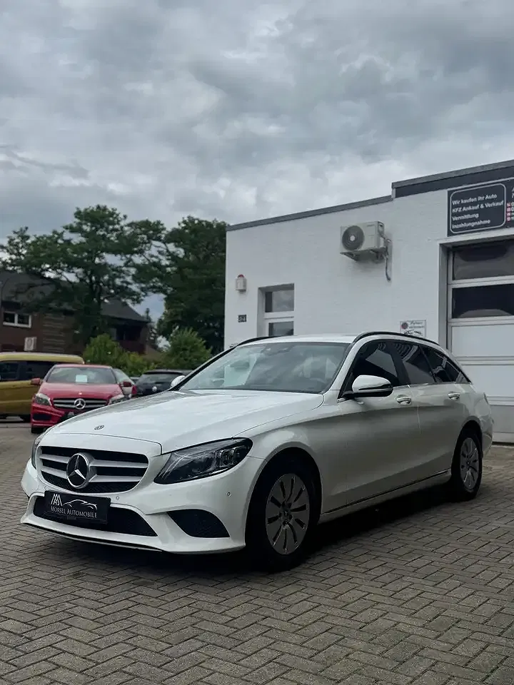 Mercedes-Benz C 200 - Thumbnail 3